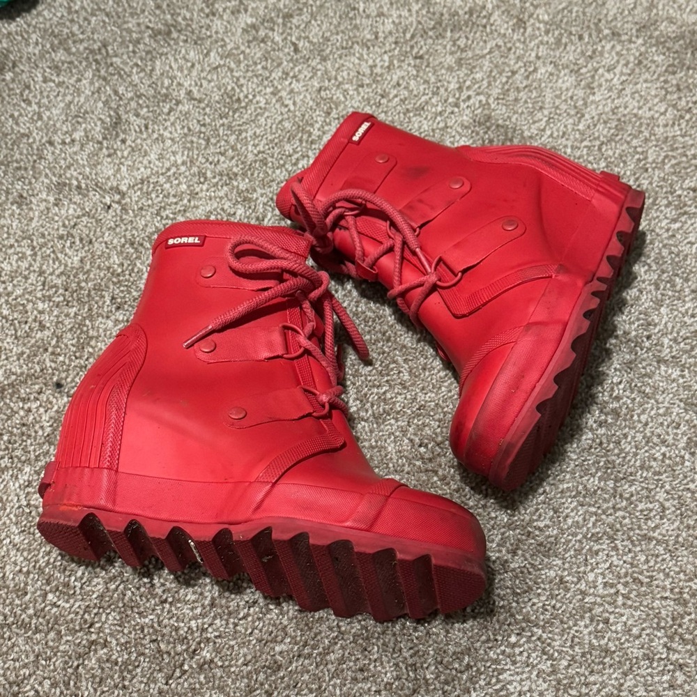 Sorel Red Lace-Up Boots